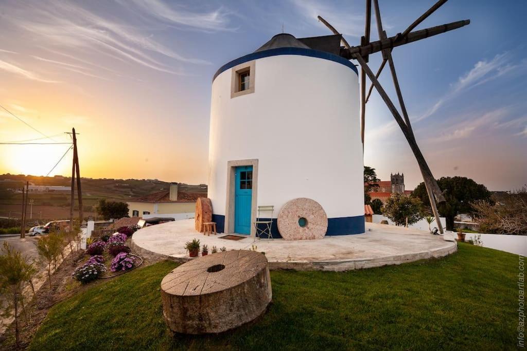 Cozy Windmill Close To The Beach Lourinhã Exterior photo
